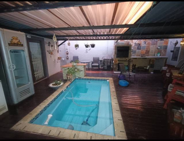 3 BEDROOM HOUSE FOR SALE IN SAFARI GARDENS